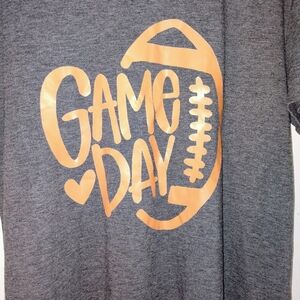 Source Unknown Gray and Orange Game Day Tee XL PTP 24 "